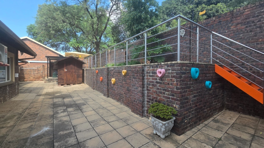 4 Bedroom Property for Sale in Safari Gardens North West